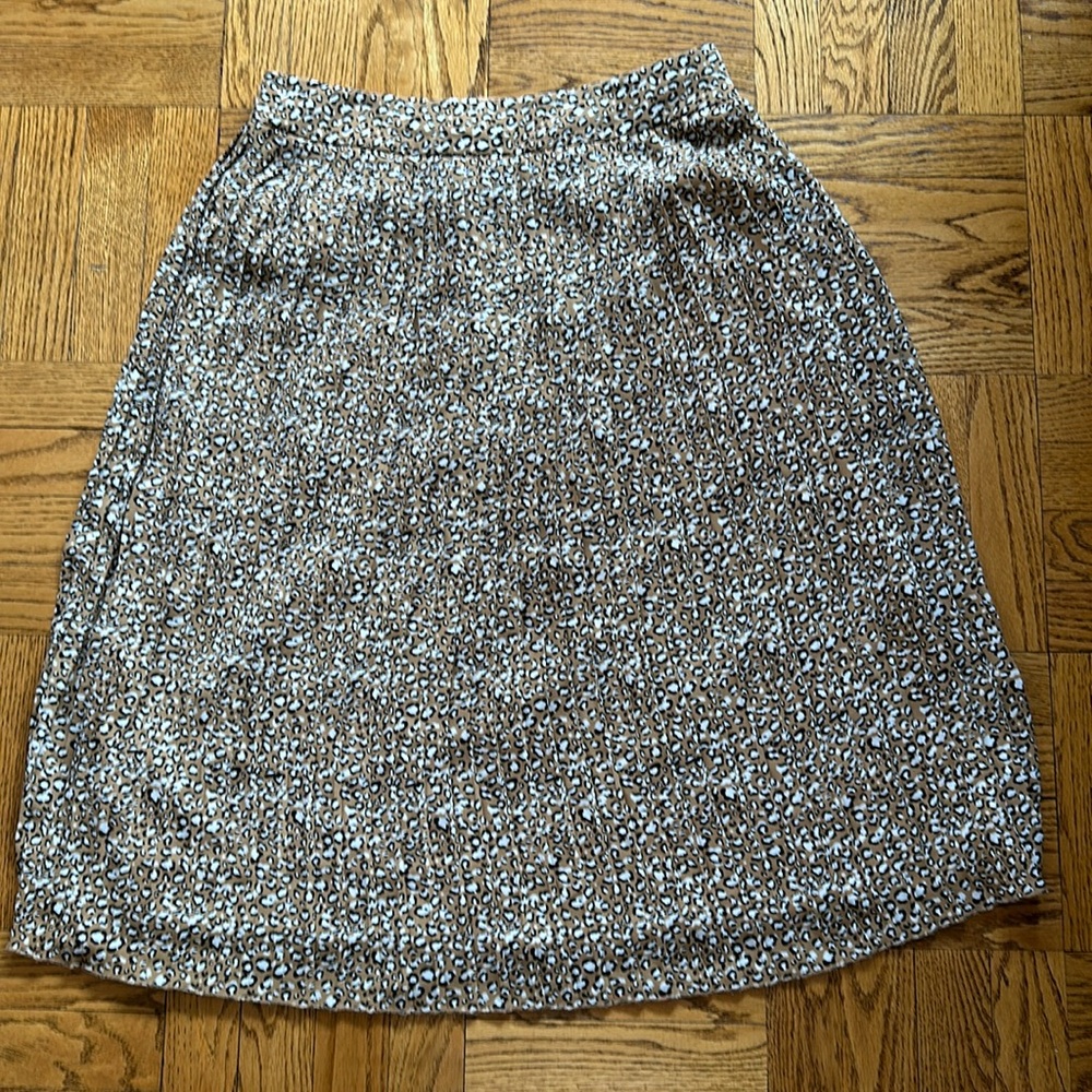 Leopard print midi skirt
